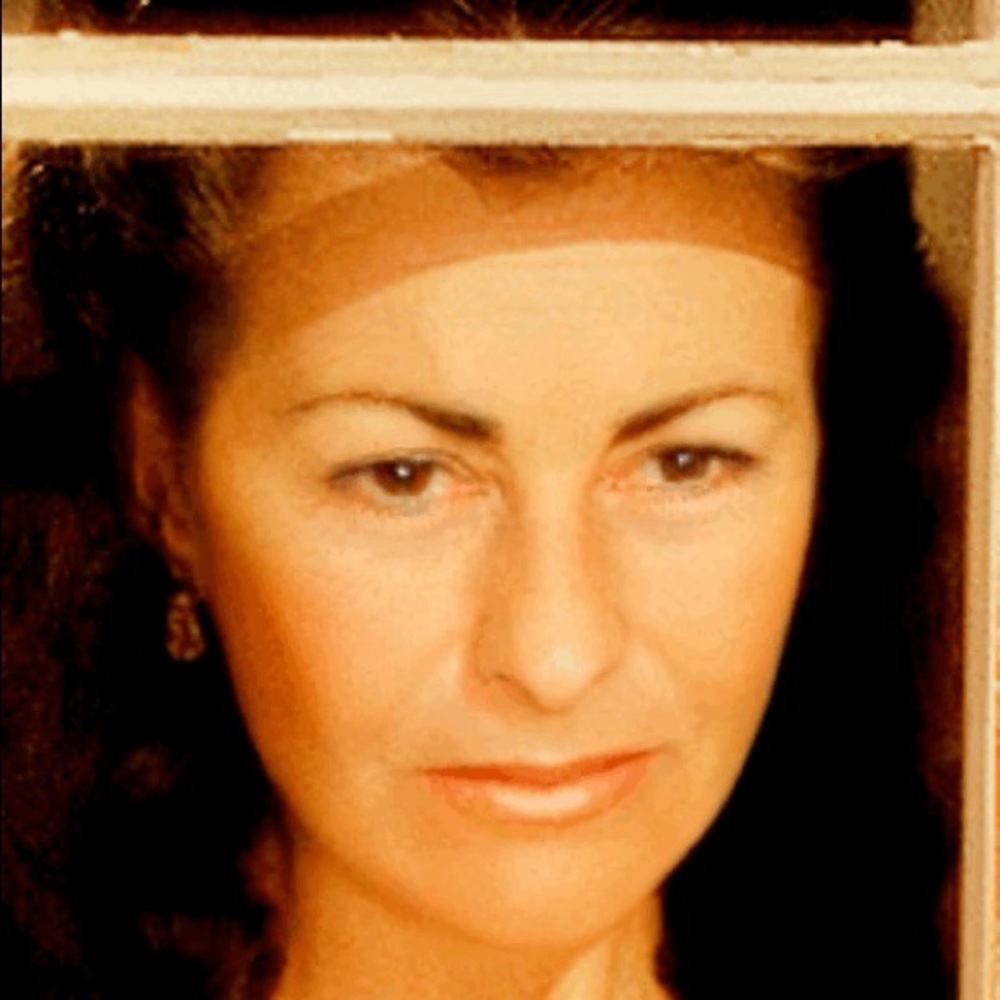 Meet your Posher, Cara
